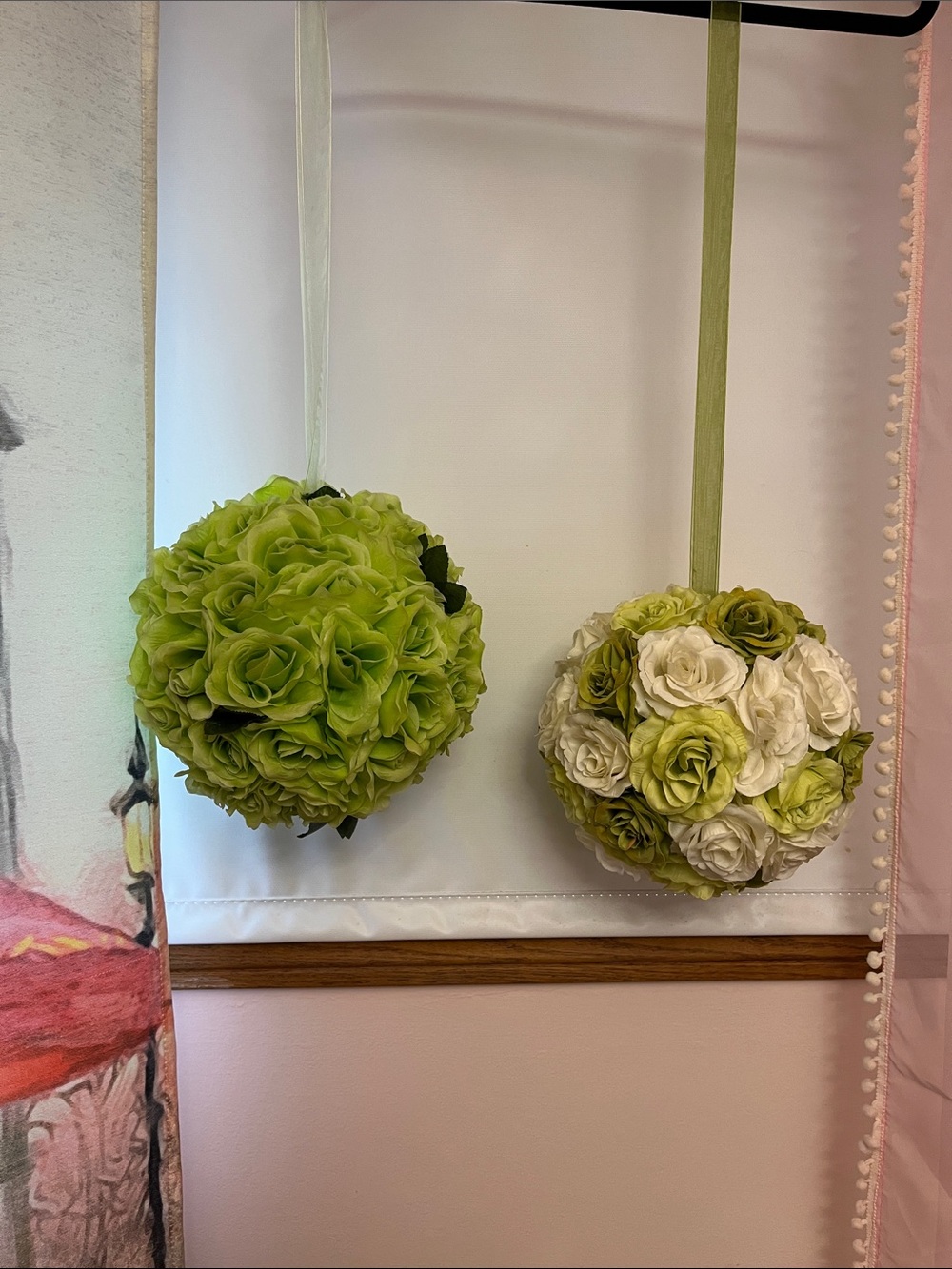 Artificial Rose Kissing Ball -pompadour Hanging Home Accent